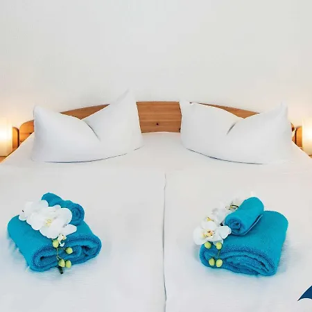 Exss Ferienbungalow הרינגסדורף
